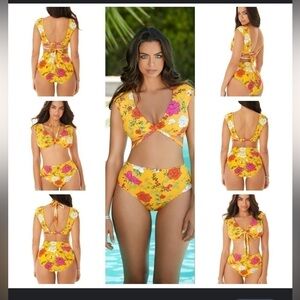 SKINNY DIPPERS
Mac & Cheese Cap Sleeve Bikini Top NWT